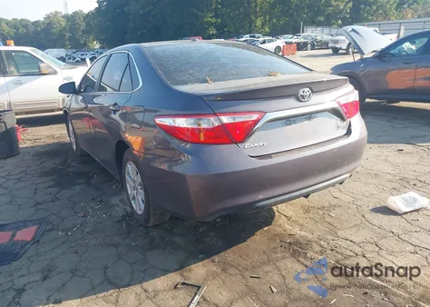 2016 Toyota Camry Xse z USA, uszkodzony, nr VIN 4T1BF1FK9GU148281
